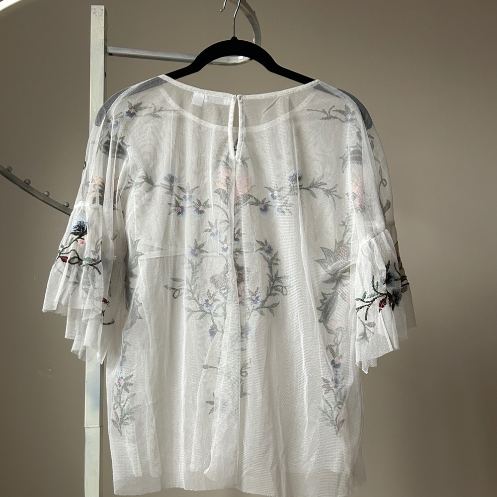 Sheer floral top - Picture 2 of 7